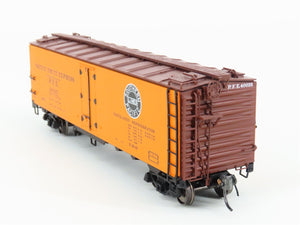 HO Intermountain 46709P-01 PFE Southern Pacific R-40-10 Refrigerator Car #40035