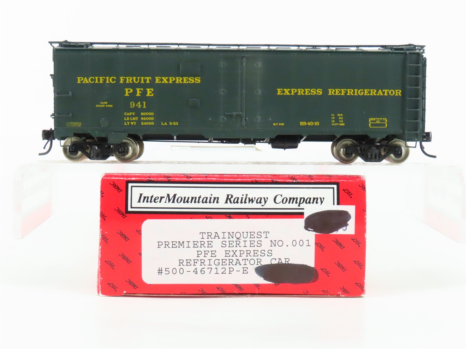 HO Intermountain 500-46712P-E PFE Pacific Fruit Express Refrigerator Car #941