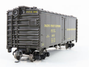 HO Intermountain 500-46712P-D PFE Pacific Fruit Express Refrigerator Car #901