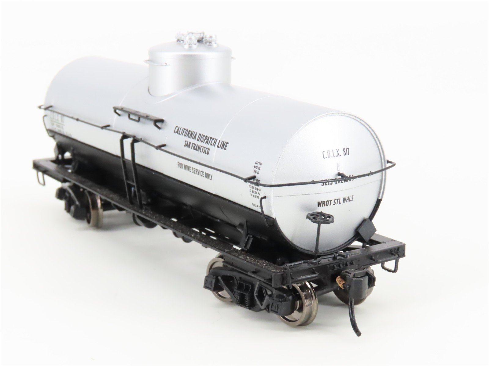 HO Scale Walthers 905-2011 CDLX California Dispatch Single Dome Tankcar #817