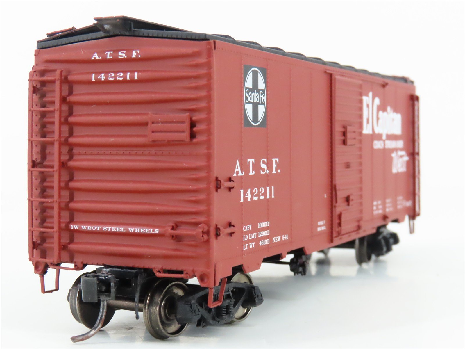 HO Scale Intermountain 45833-03 ATSF Santa Fe 40' 1937 AAR Boxcar #142211