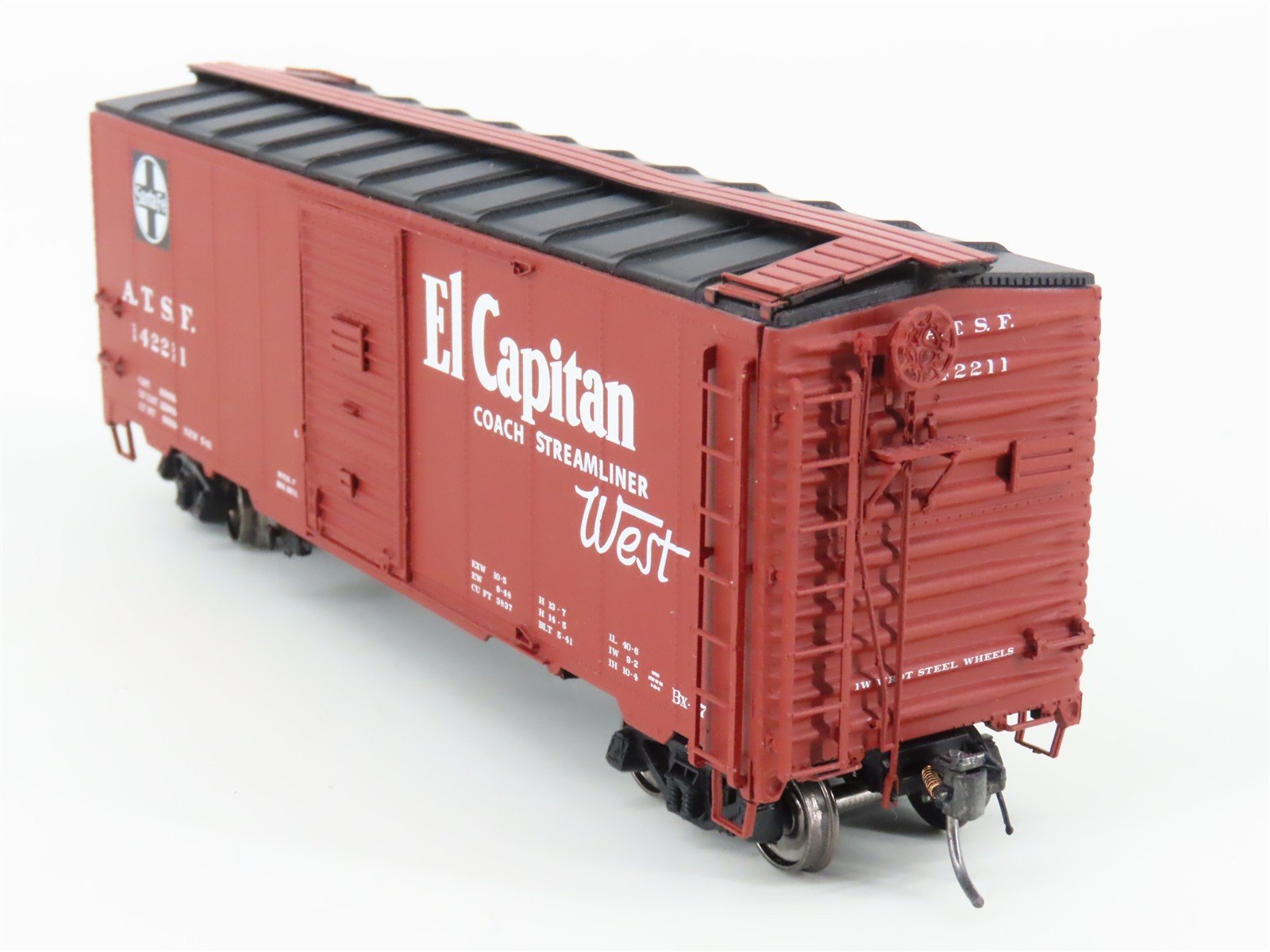 HO Scale Intermountain 45833-03 ATSF Santa Fe 40' 1937 AAR Boxcar #142211