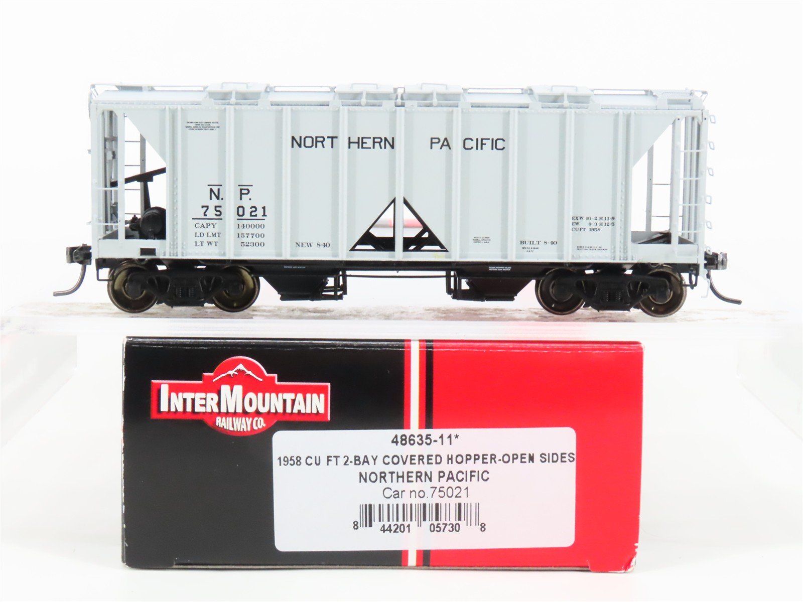 HO Scale Intermountain 48635-11 NP Northern Pacific 2-Bay Covered Hopper #75021