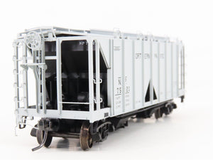 HO Scale Intermountain 48635-11 NP Northern Pacific 2-Bay Covered Hopper #75021