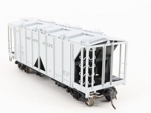 HO Scale Intermountain 48635-11 NP Northern Pacific 2-Bay Covered Hopper #75021