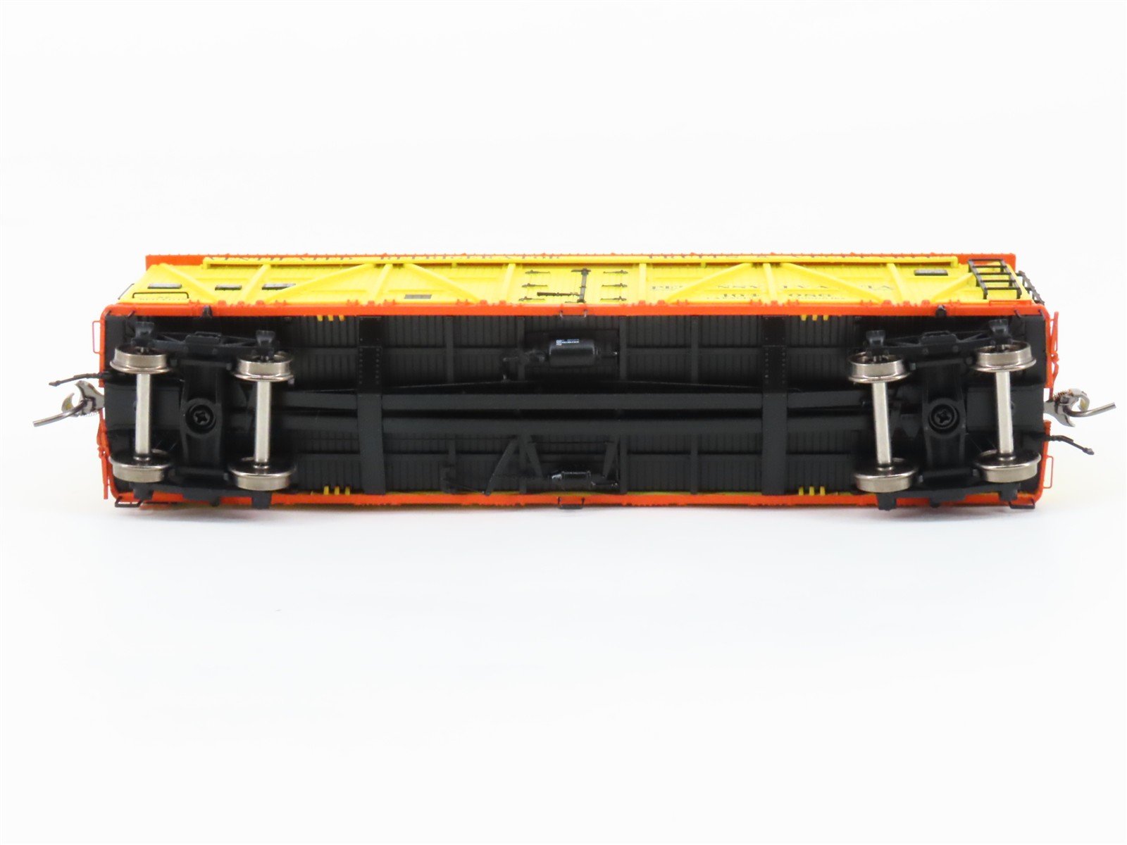 HO Scale Rapido 177201A FGE/PRR Pennsylvania R7 Reefer Car #104086