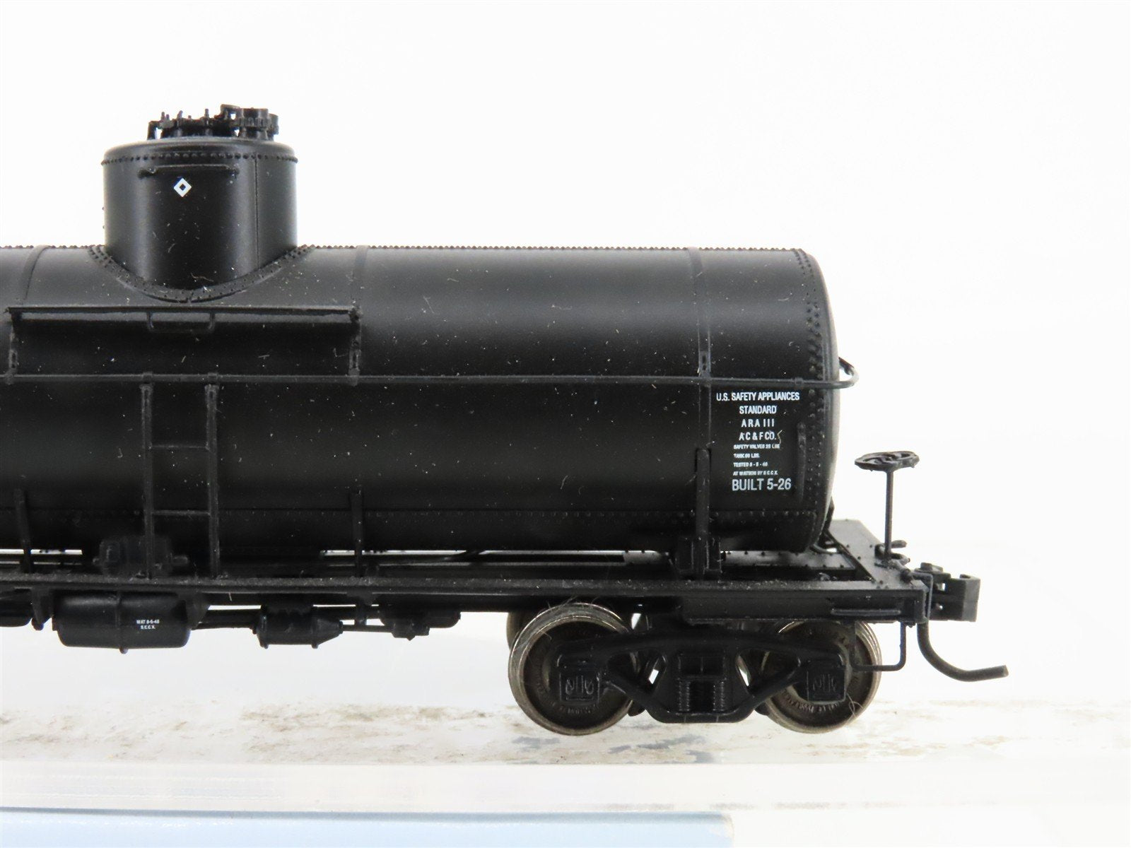 HO Scale Proto 2000 SCCX Shell Oil 8k Gal Type 21 Single Dome Tankcar #1508