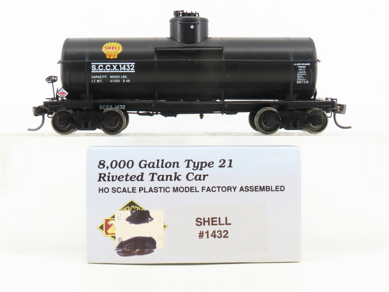 HO Scale Proto 2000 SCCX Shell Oil 8k Gal Type 21 Single Dome Tankcar #1432