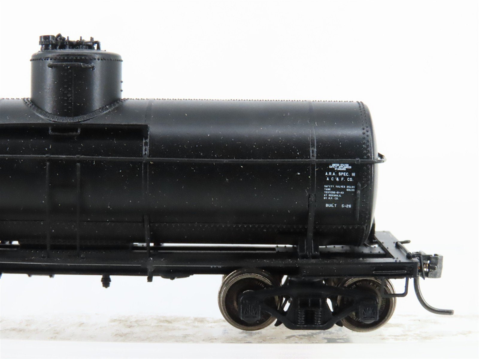 HO Scale Proto 2000 30652 RPX Shell 8k Gal Type 21 Single Dome Tankcar #2490