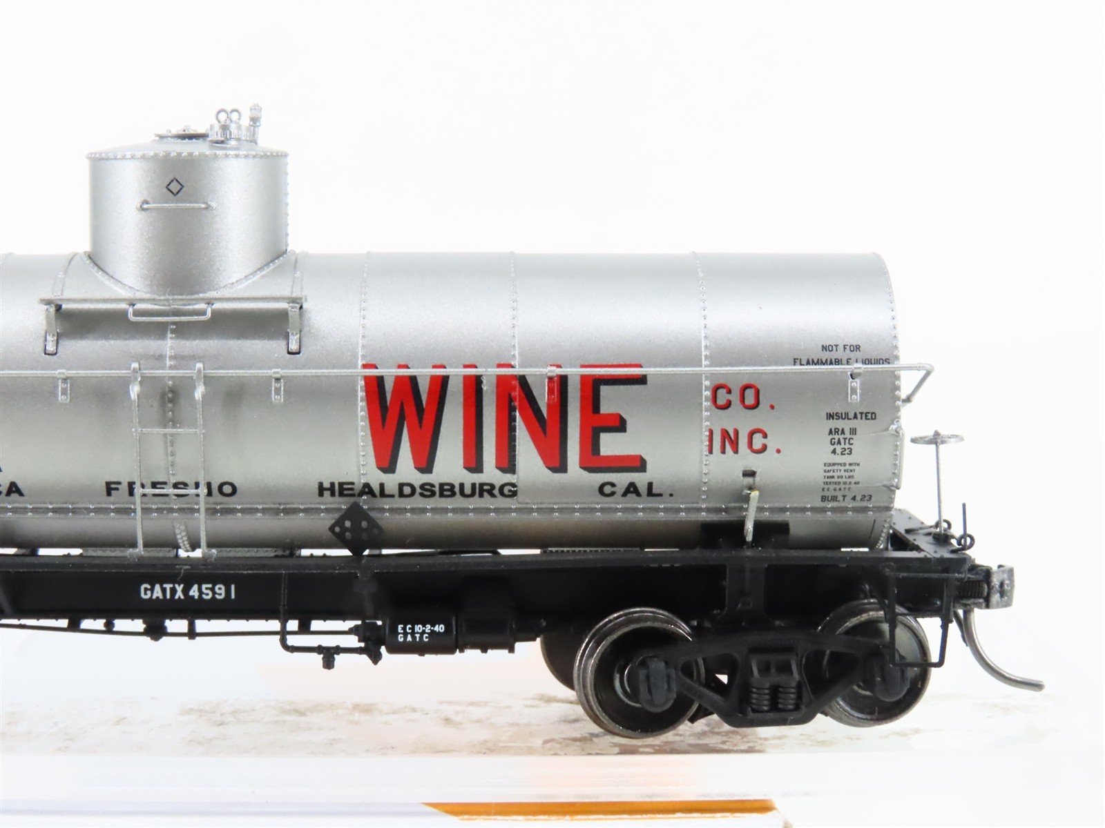 HO Scale Tangent 19120-04 GATX Roma Wine California Single Dome Tankcar #4591