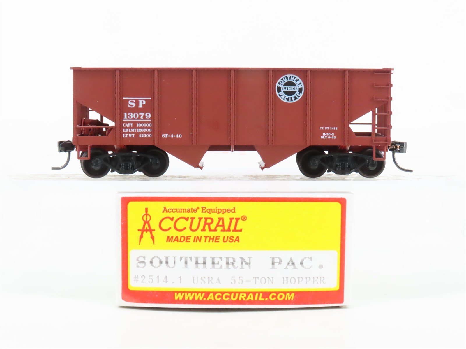 HO Scale Accurail 2514.4 SP Southern Pacific 55-Ton 2-Bay Hopper Car #13079