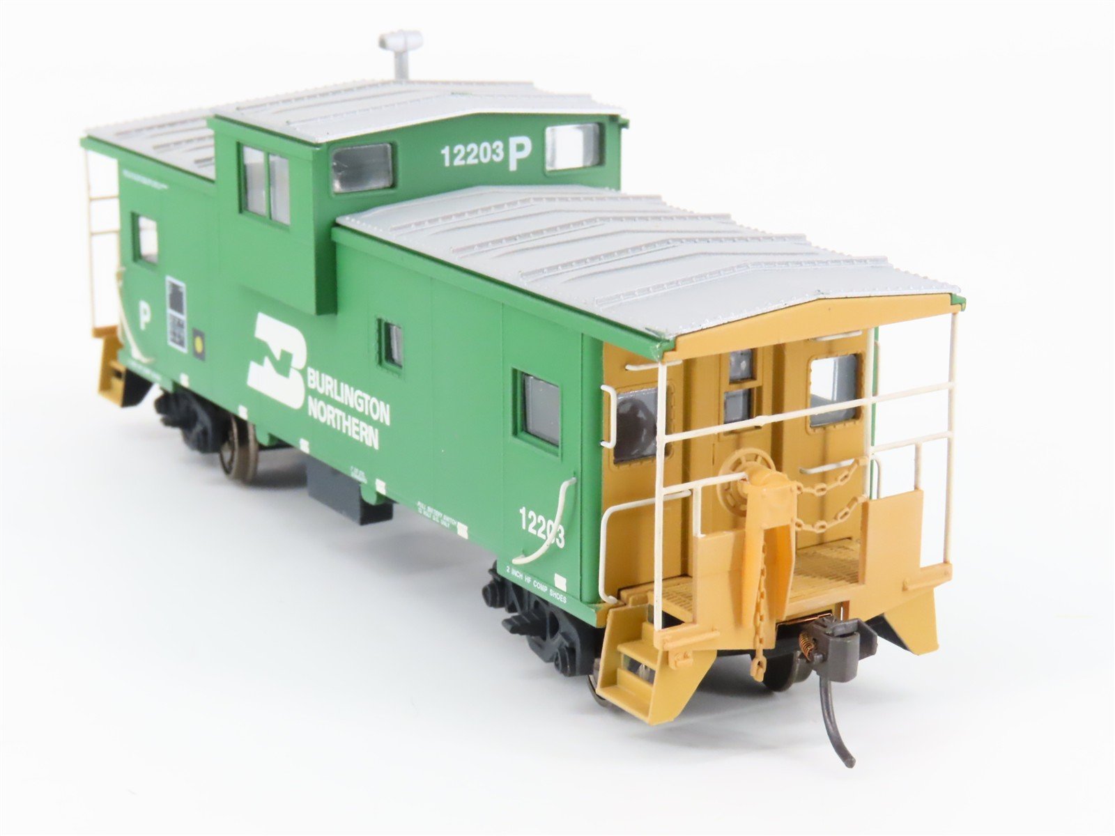 HO Atlas 1901-2 BN Burlington Northern Wide Vision Caboose #12203 Weathered
