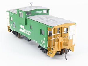 HO Atlas 1901-2 BN Burlington Northern Wide Vision Caboose #12203 Weathered