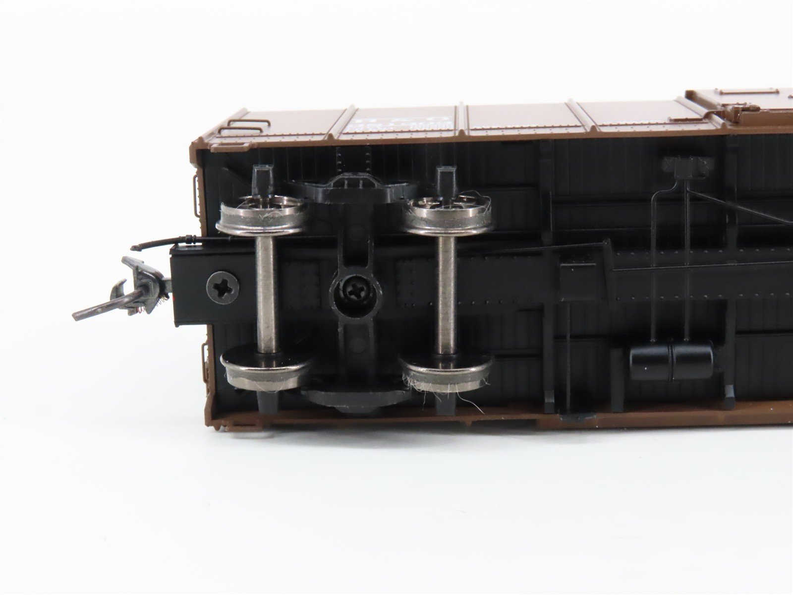 HO Scale Fox Valley FVM 30303 B&O Baltimore & Ohio Wagontop Boxcar #381303