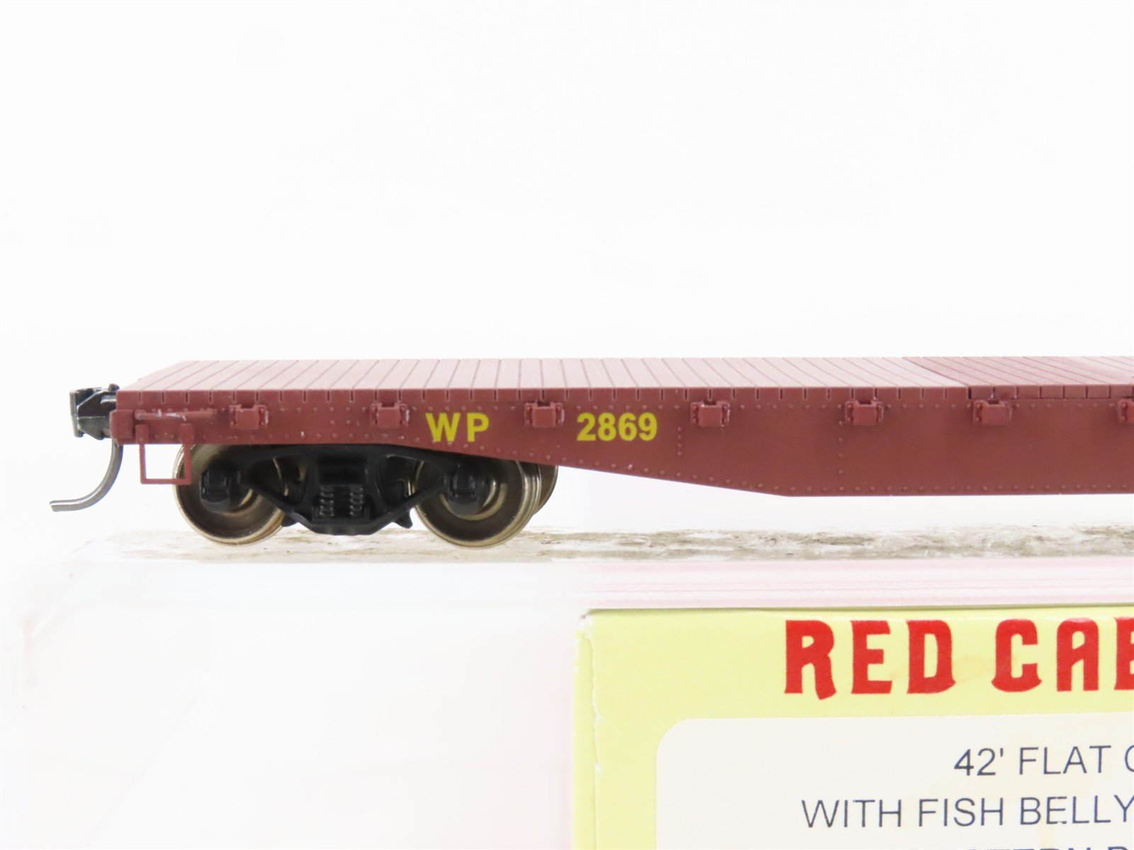 HO Scale Red Caboose RC-22171 WP Western Pacific 42' Fishbelly Flatcar #2869