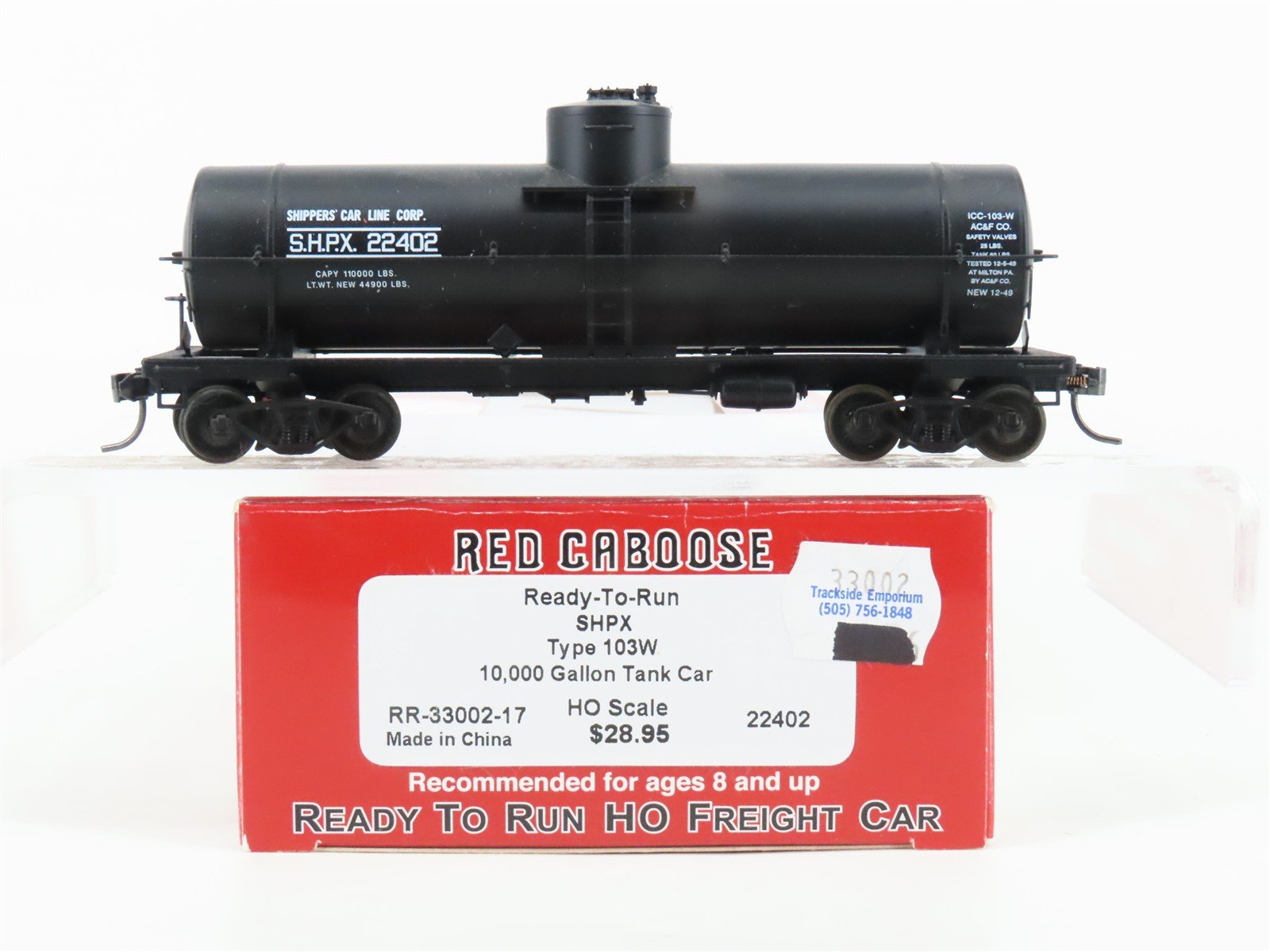 HO Scale Red Caboose RR-33002-17 SHPX Shipper Line 10k Gal Tankcar #22402