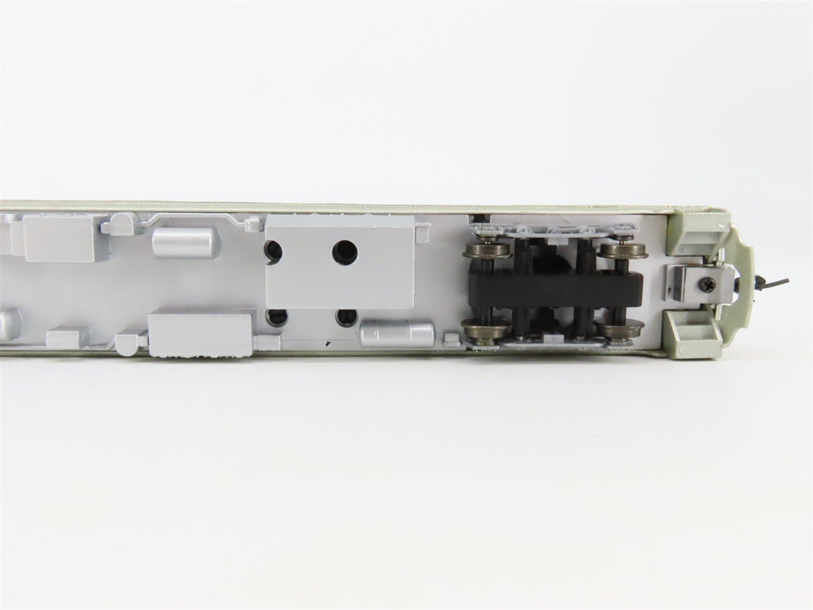 HO Scale Proto 1000 23982 WP Western Pacific RDC Diesel Passenger Car #375