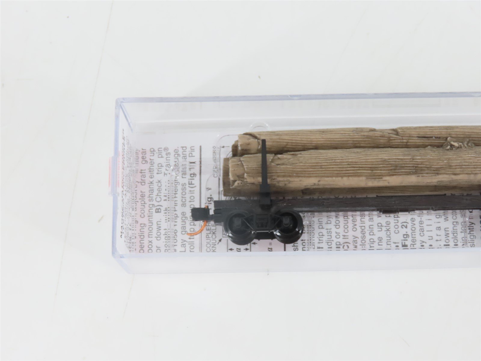 N Scale Micro-Trains MTL 11400060 40' Modern Log Car w/ Uprights & Log Load