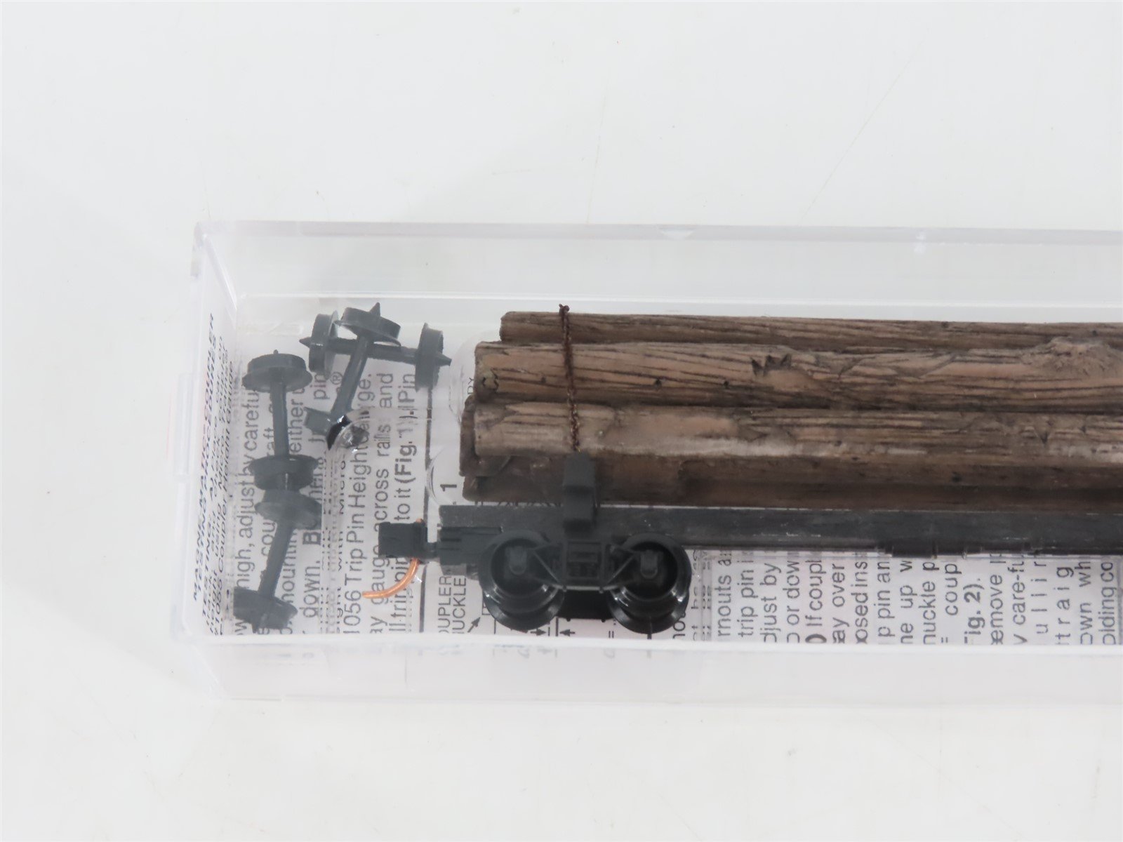 N Scale Micro-Trains MTL 113040 40' Skeleton Log Car w/ Log Load