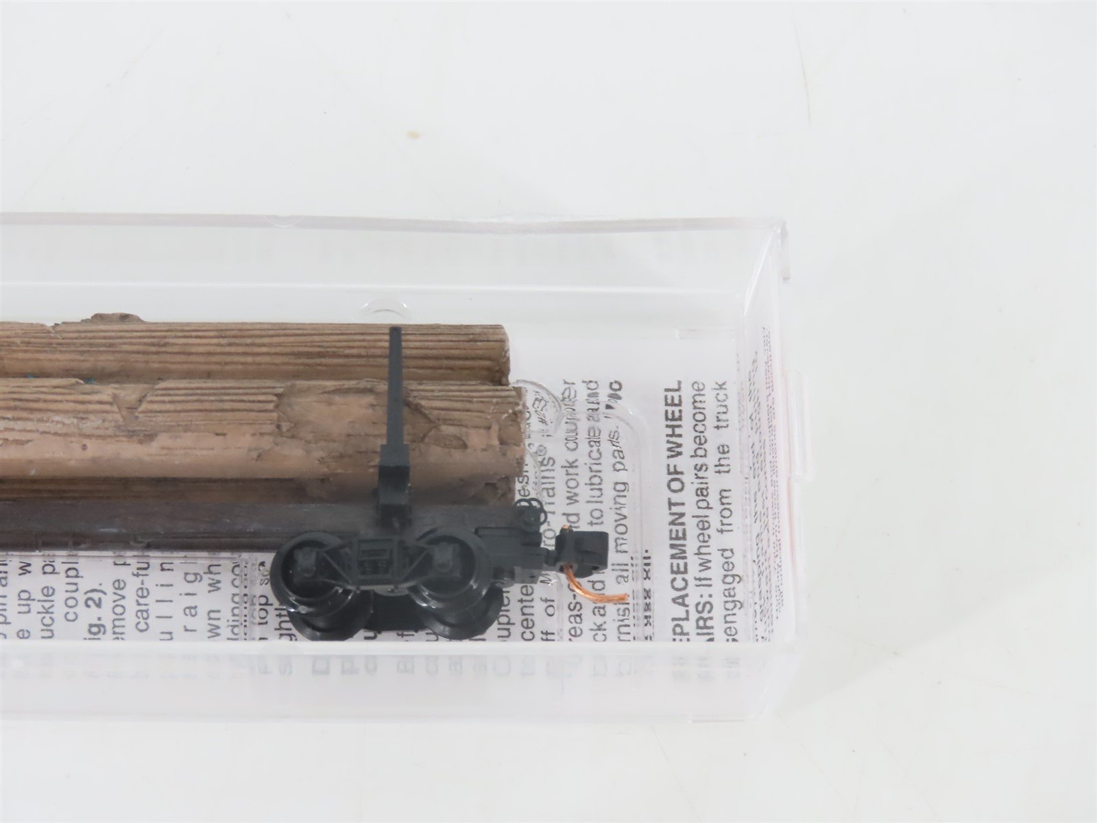 N Scale Micro-Trains MTL 11400040 40' Modern Log Car w/ Uprights & Log Load
