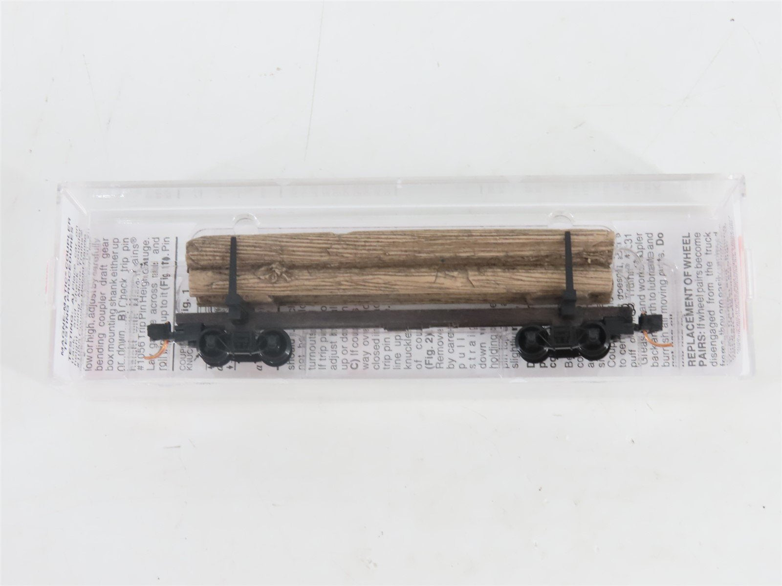 N Scale Micro-Trains MTL 11400050 40' Modern Log Car w/ Uprights & Log Load