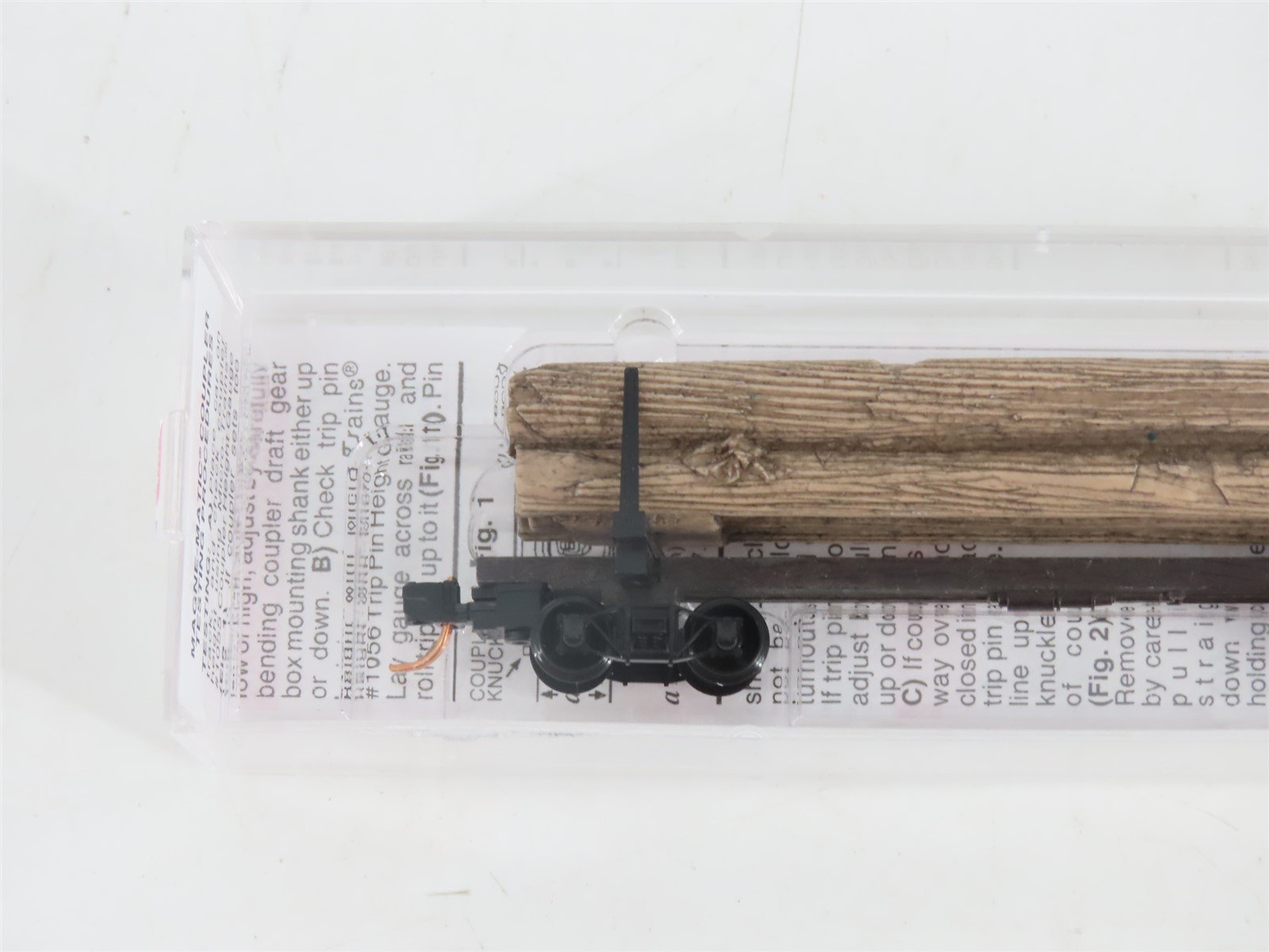 N Scale Micro-Trains MTL 11400050 40' Modern Log Car w/ Uprights & Log Load