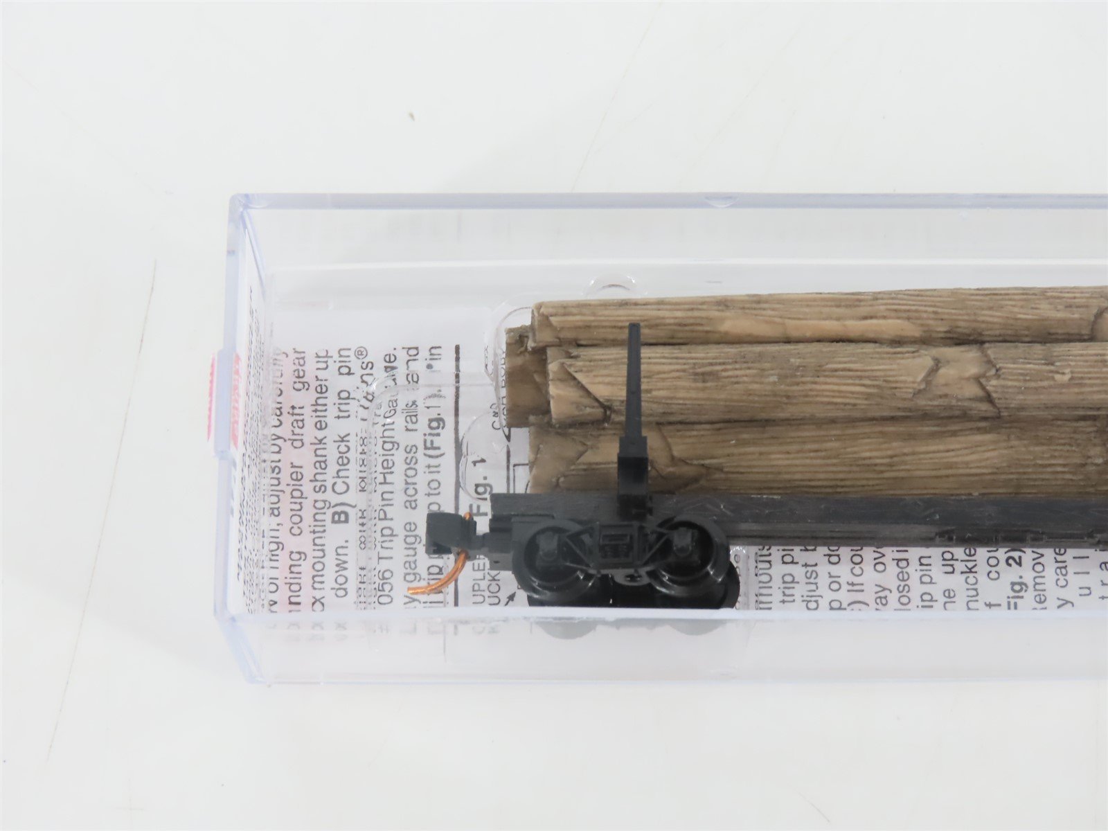 N Scale Micro-Trains MTL 11400060 40' Modern Log Car w/ Uprights & Log Load