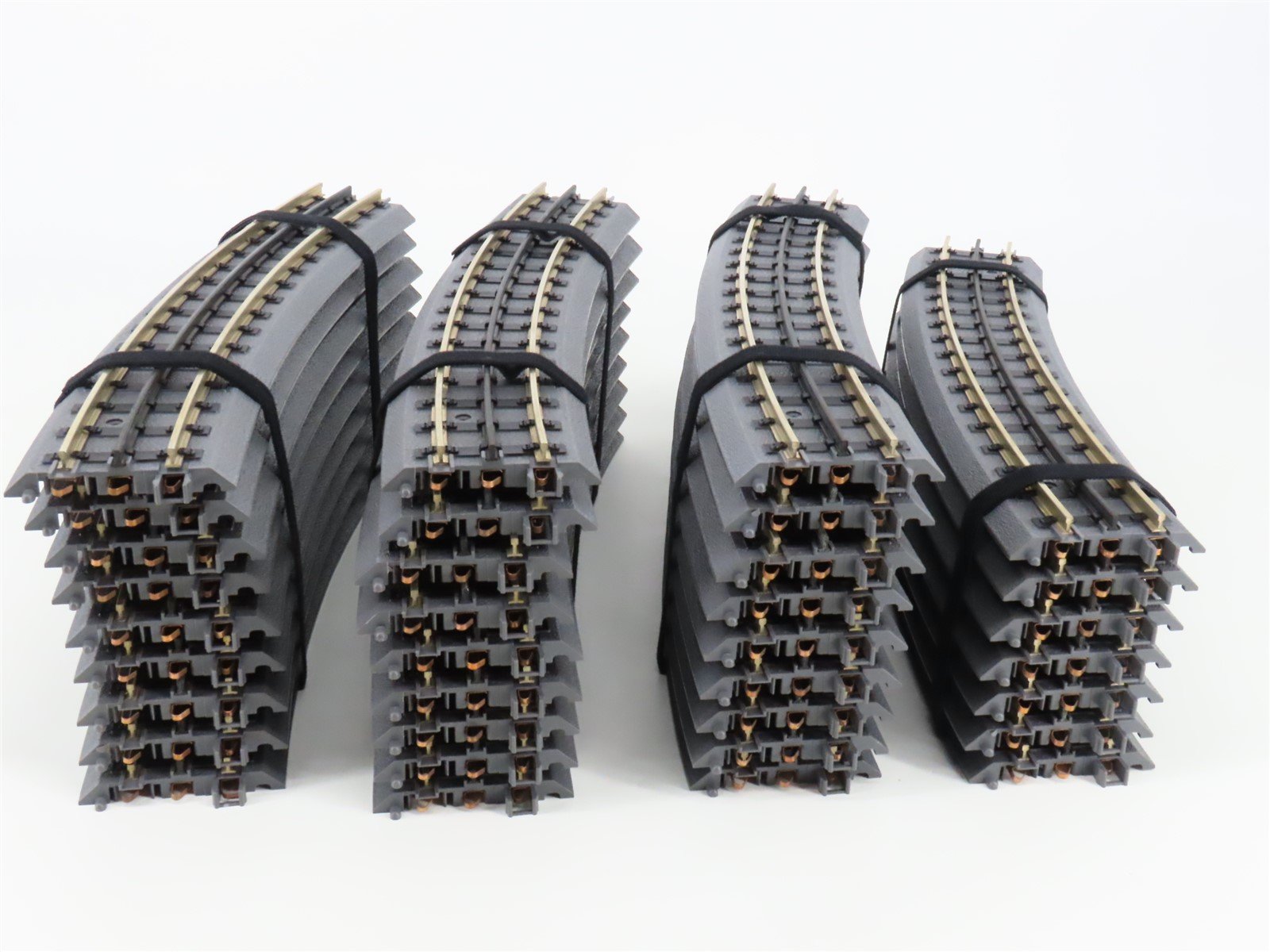 O Gauge 3-Rail MTH RailKing 40-1010 RealTrax O-72 Curved Track 34-Pack
