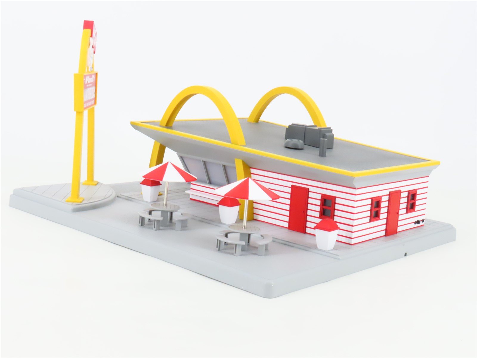 O Scale MTH Rail King 30-9034 Original McDonalds Restaurant