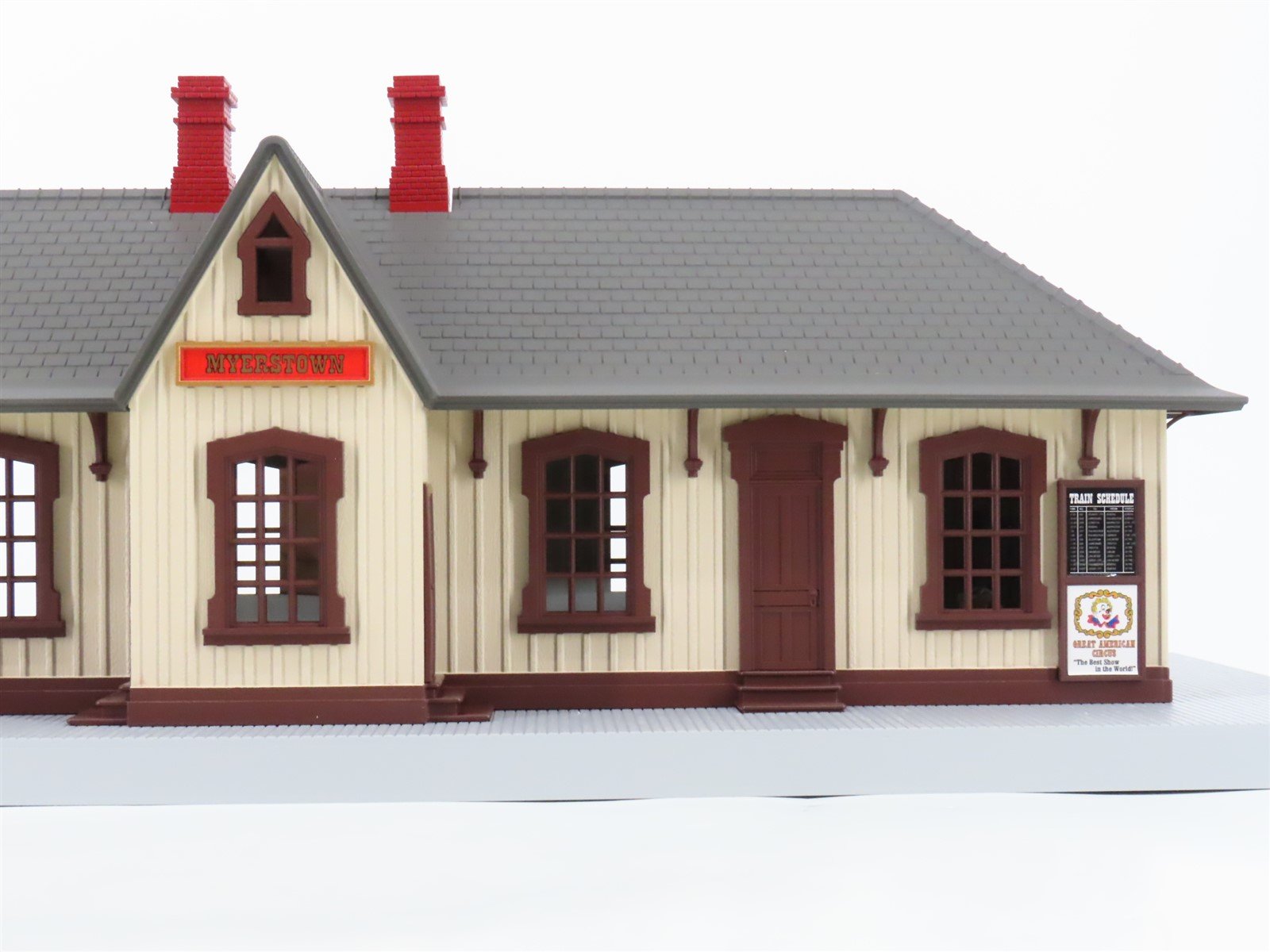 O Scale MTH Rail King 30-9051 Myerstown Passenger Station