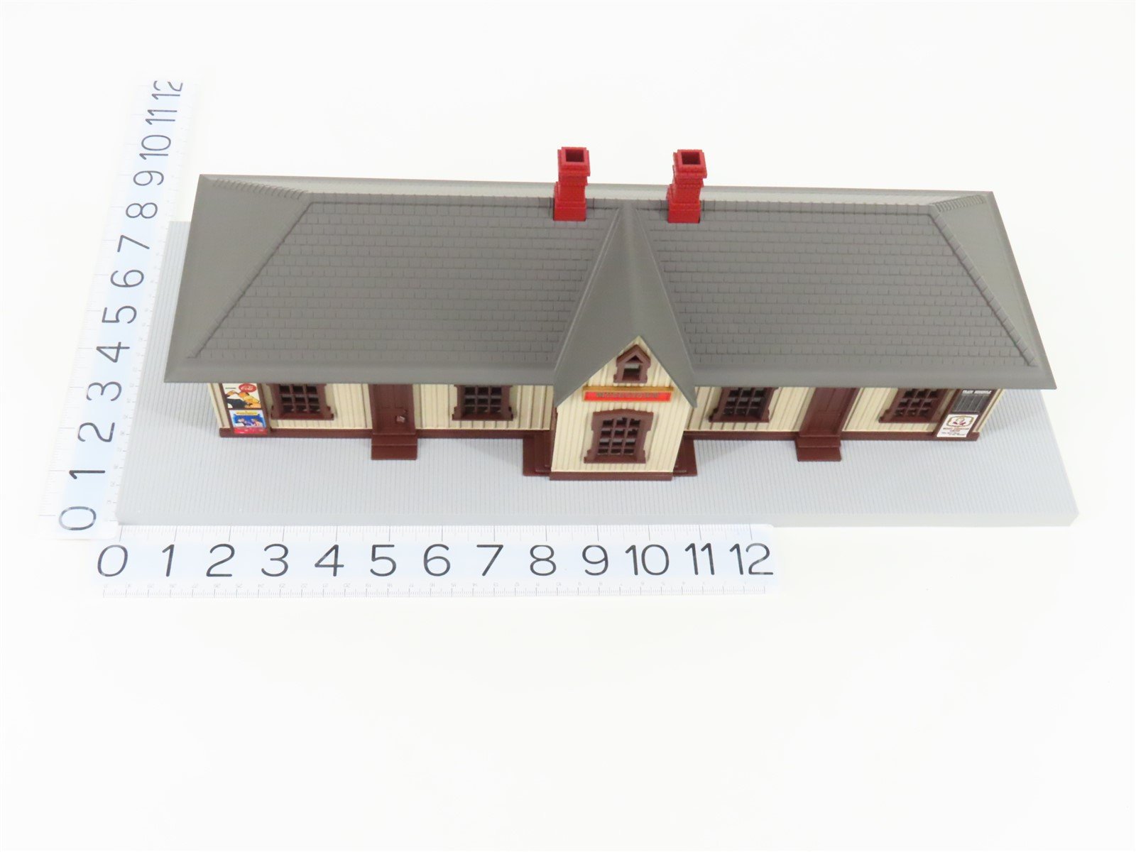 O Scale MTH Rail King 30-9051 Myerstown Passenger Station