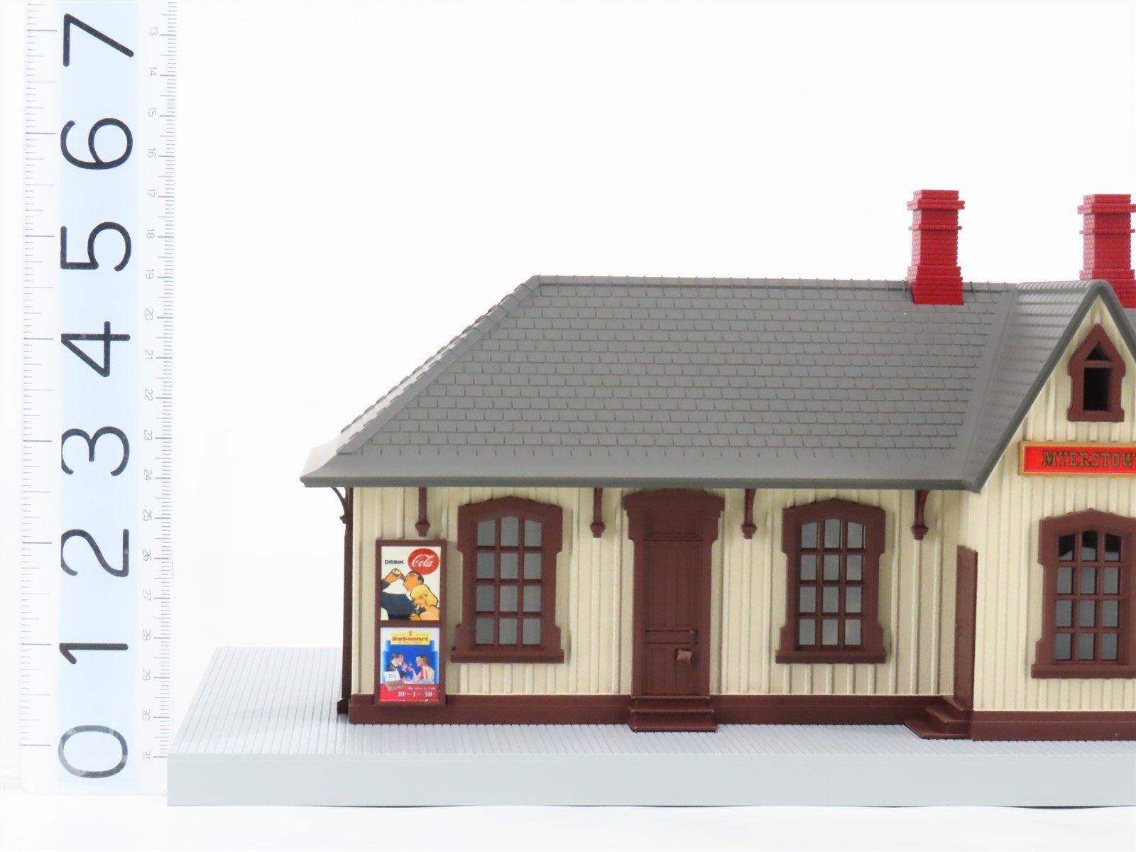 O Scale MTH Rail King 30-9051 Myerstown Passenger Station