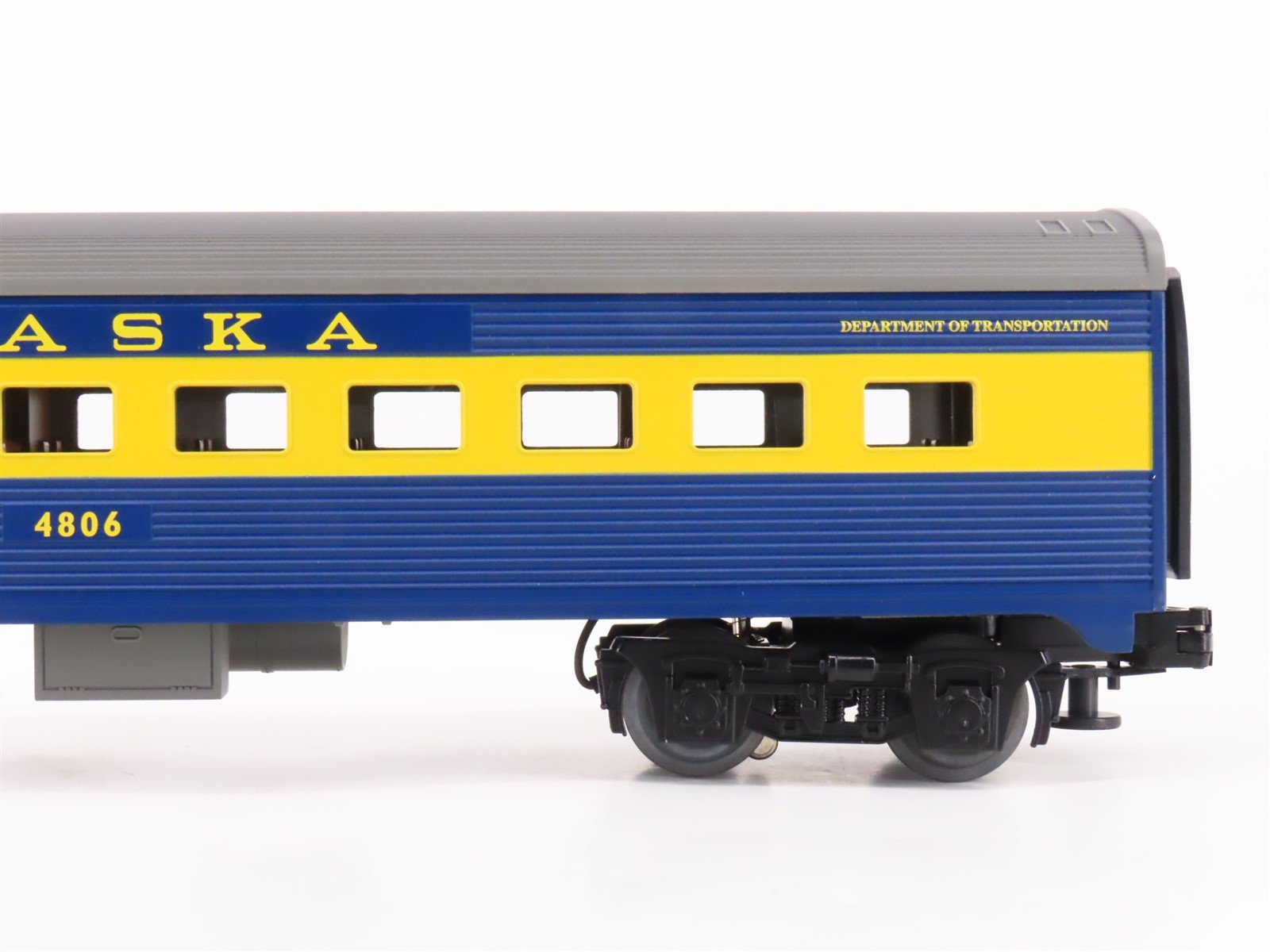O Gauge 3-Rail Lionel 6-39053 ARR Alaska Streamliner Passenger 2-Car Pack