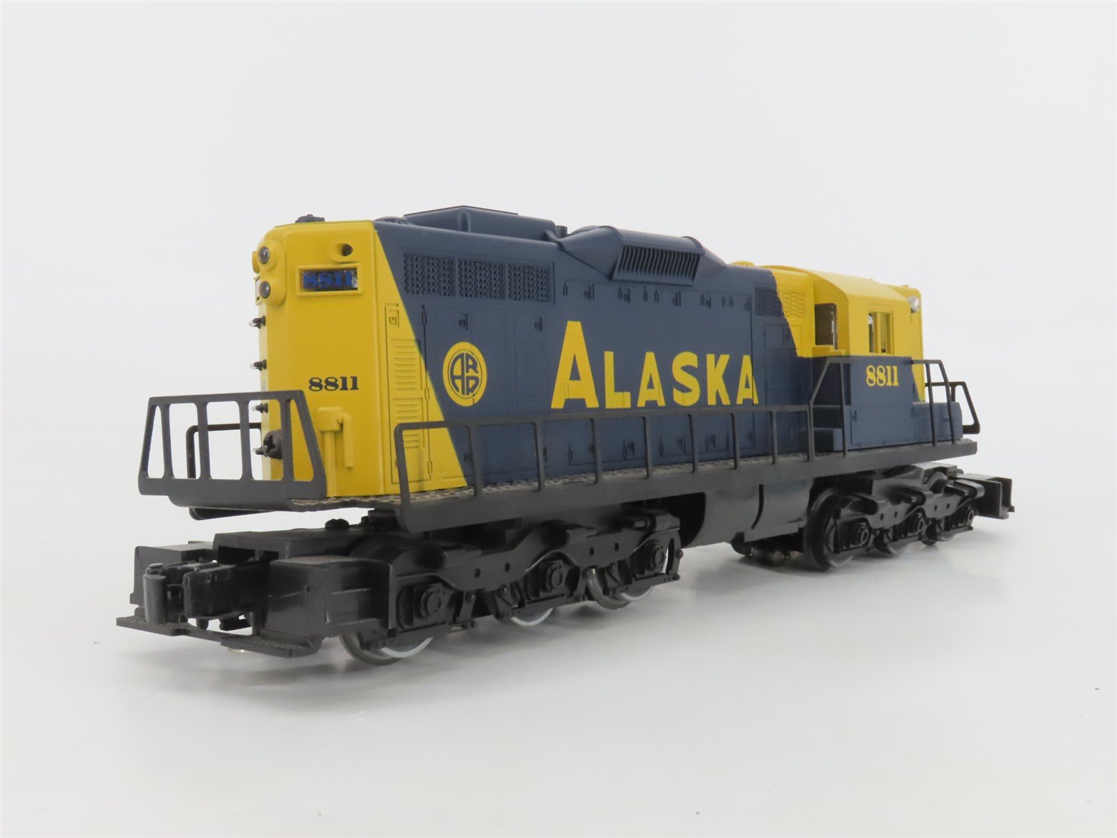 O Gauge 3-Rail Lionel 6-18811 ARR Alaska SD9 Diesel Locomotive #8811