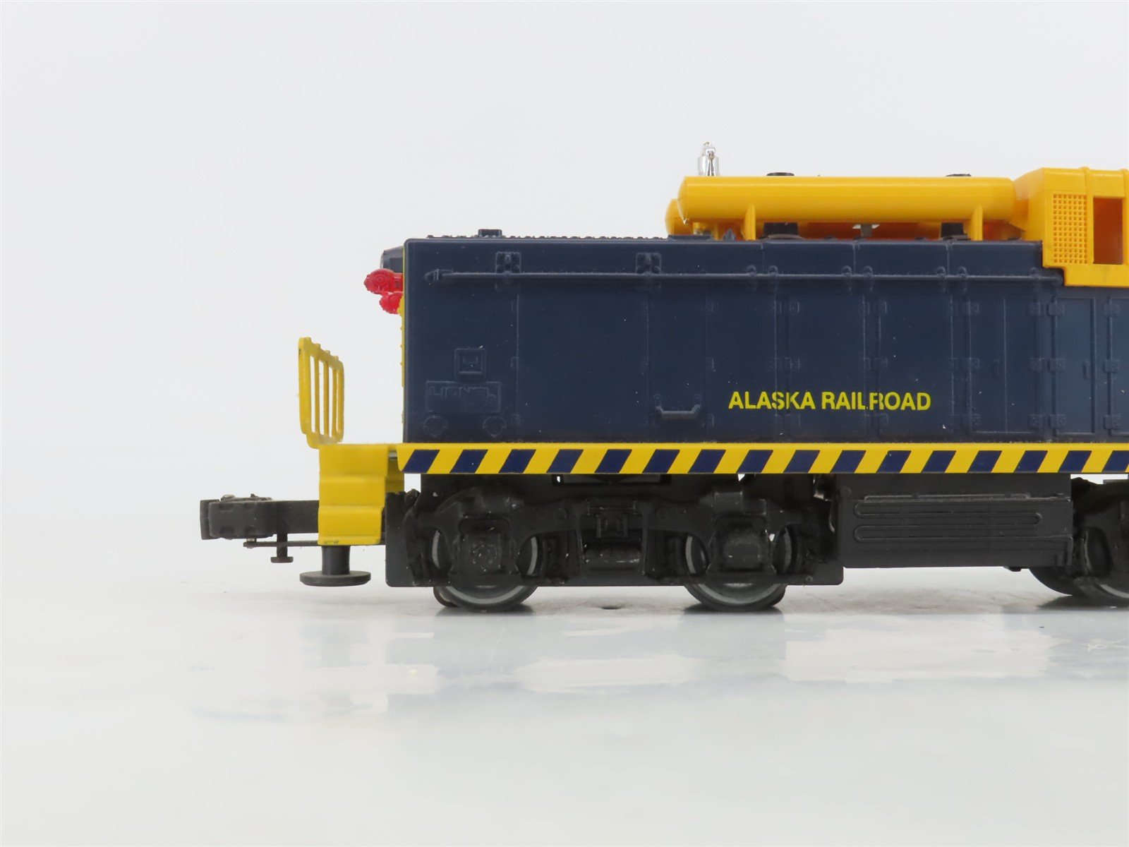 O Gauge 3-Rail Lionel 6-8154 ARR Alaska SW-1 Diesel Locomotive #8154
