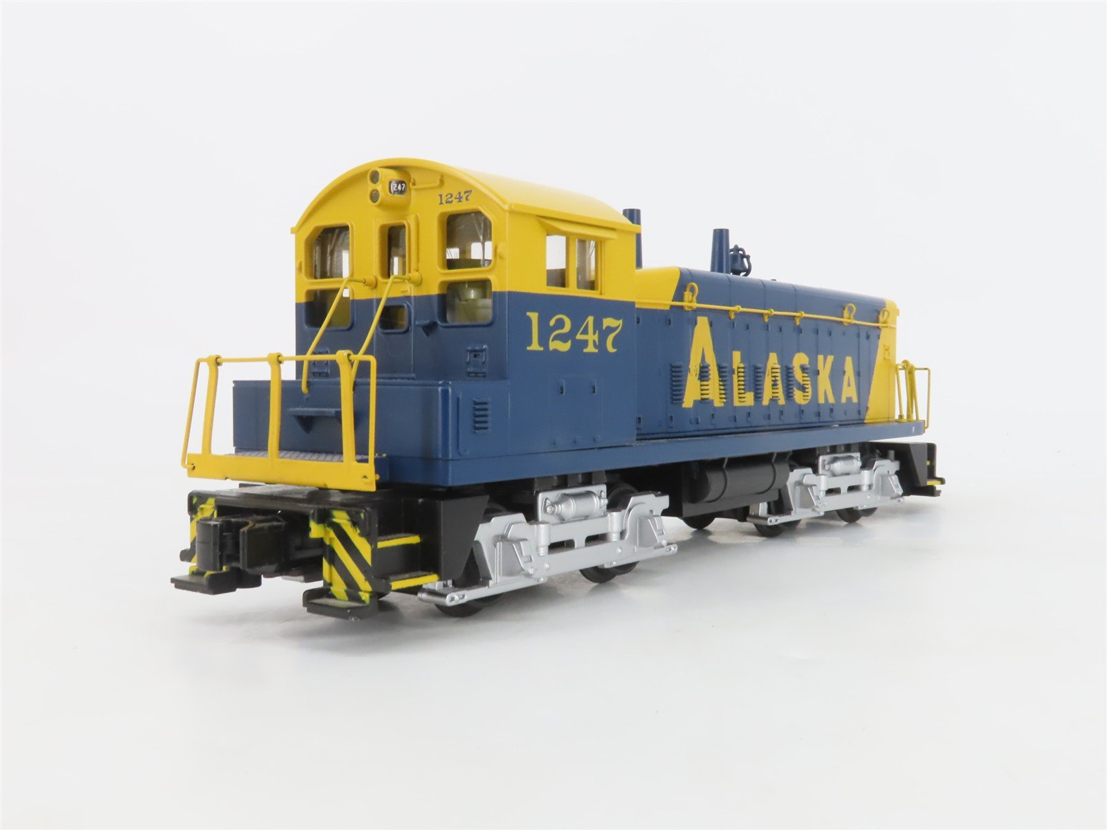 O Gauge 3-Rail MTH 30-2221-1 ARR Alaska SW8/9 Diesel Locomotive #1247