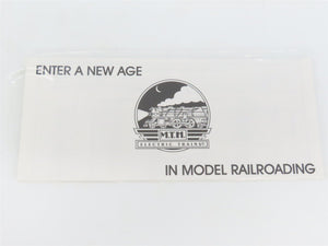 O27 3-Rail MTH RailKing 30-7659 ATSF Auto Carrier #11070 w/ Ertl '52 Cadillacs