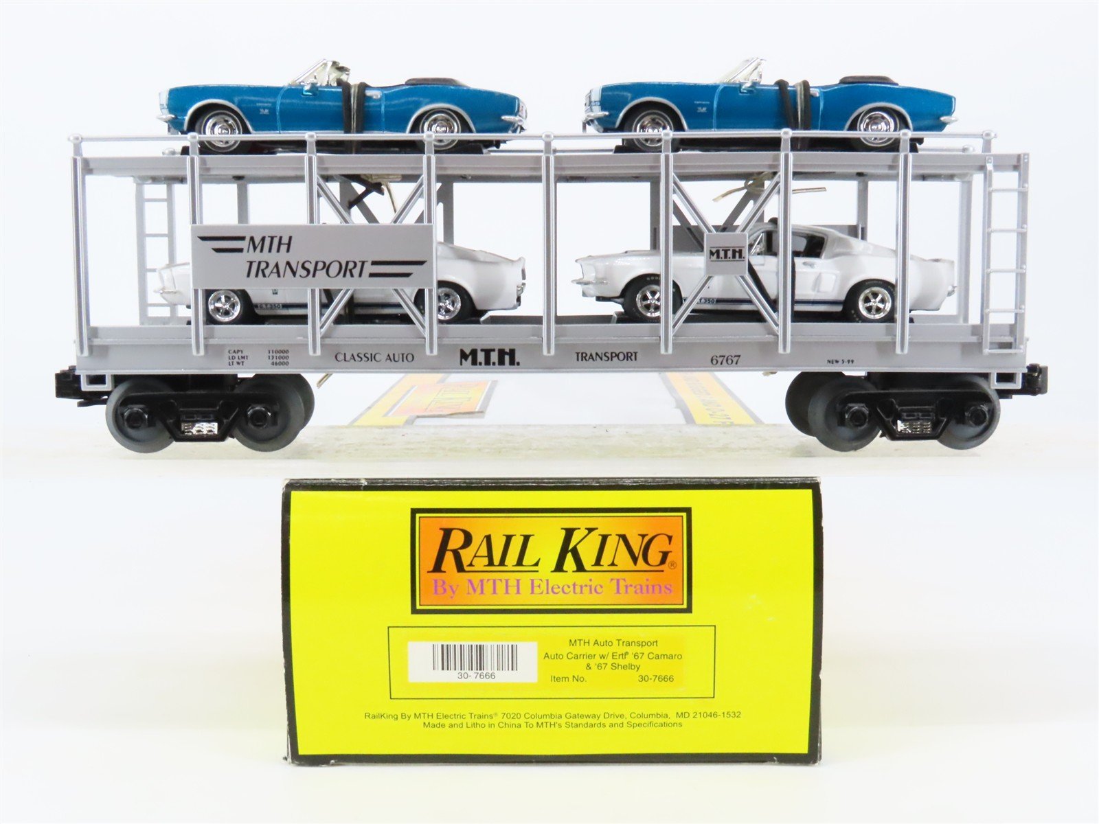 O27 3-Rail MTH RailKing 30-7666 Auto-Carrier #6767 w/ Ertl '67 Camero & Shelby
