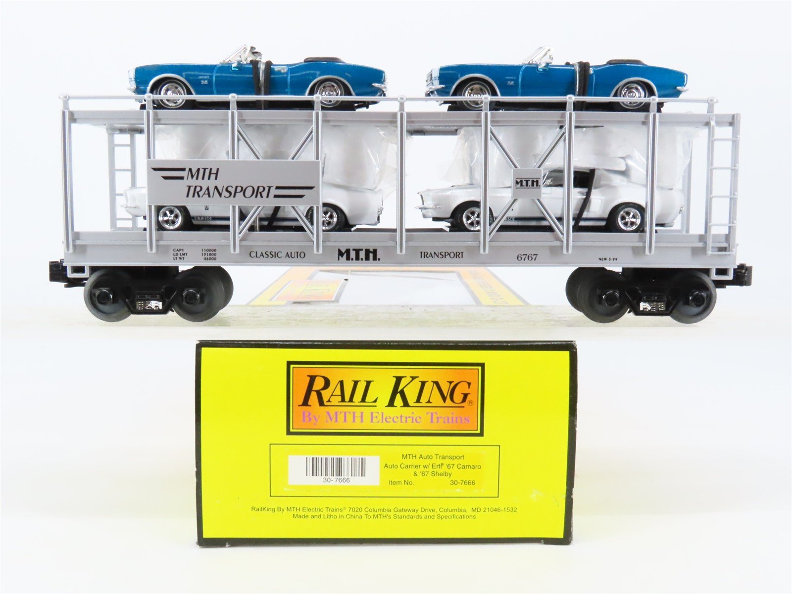 O27 3-Rail MTH RailKing 30-7666 Auto-Carrier #6767 w/ Ertl '67 Camero & Shelby