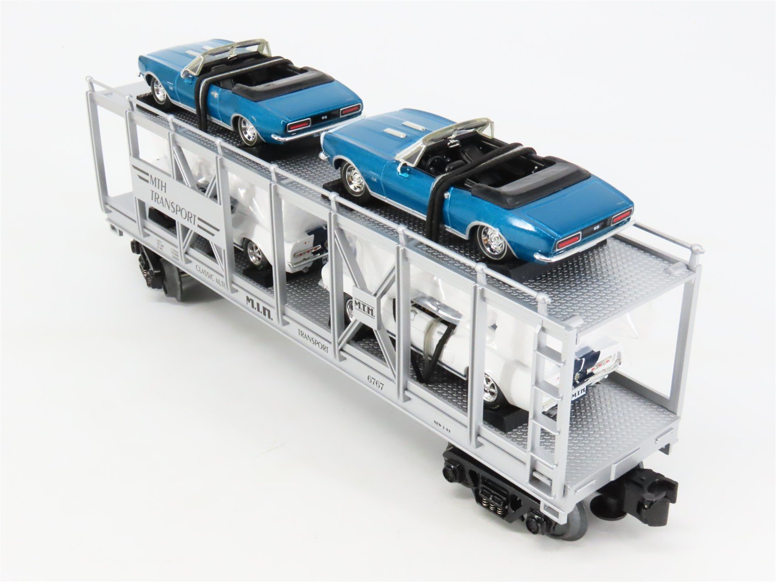 O27 3-Rail MTH RailKing 30-7666 Auto-Carrier #6767 w/ Ertl '67 Camero & Shelby