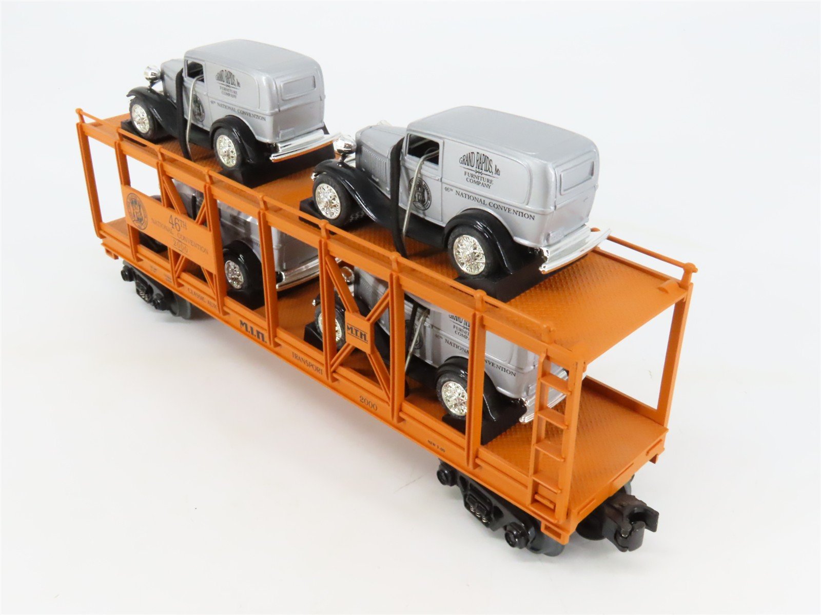 O27 3-Rail MTH RailKing 30-7667 TCA Auto Carrier #2000 w/ Ertl '32 Panel Vans