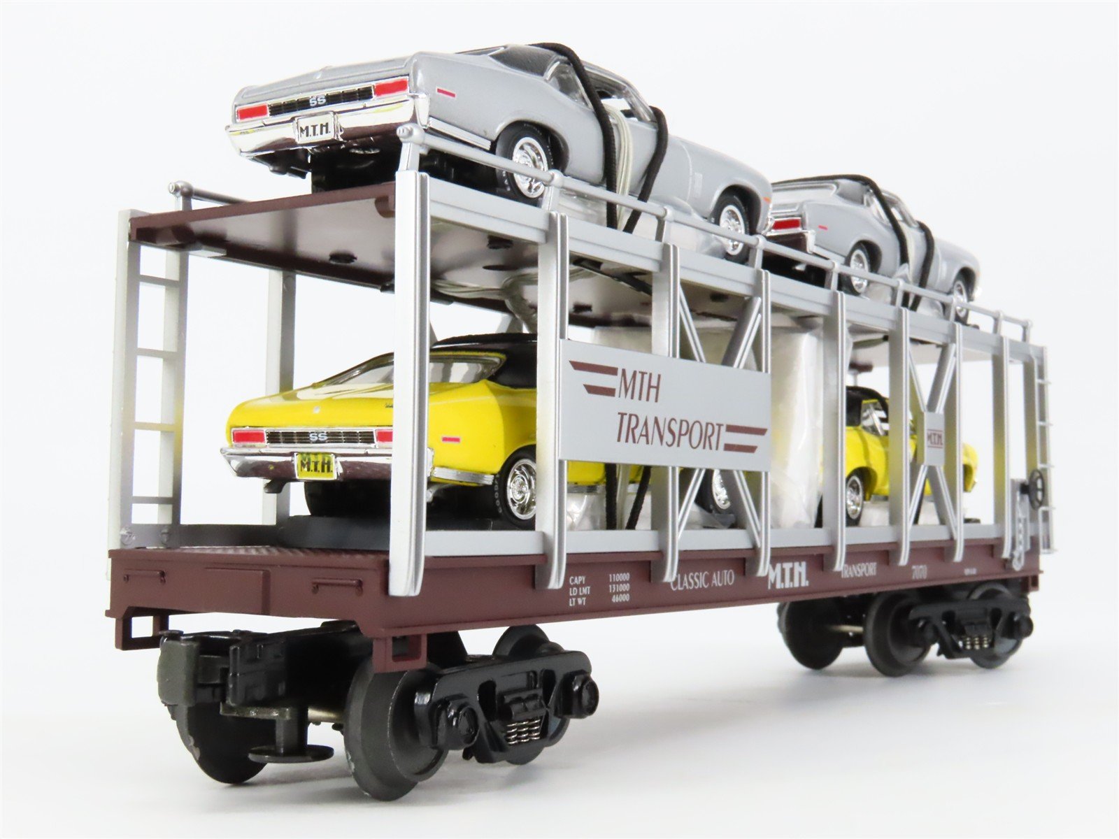 O27 3-Rail MTH RailKing 30-7694 Auto Carrier #7070 w/ Ertl '70 Chevy Novas