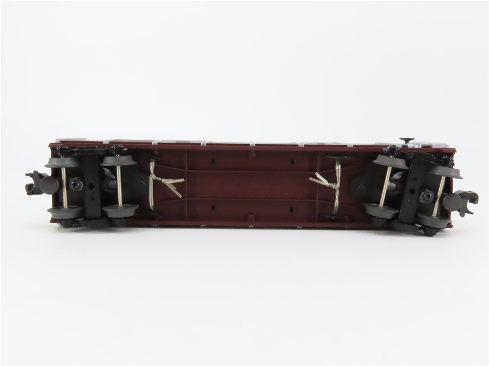 O27 3-Rail MTH RailKing 30-7694 Auto Carrier #7070 w/ Ertl '70 Chevy Novas
