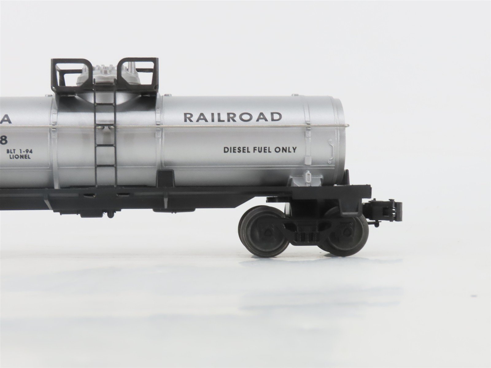 O Gauge 3-Rail Lionel 6-16128 ARR Alaska Single Dome Tankcar #16128