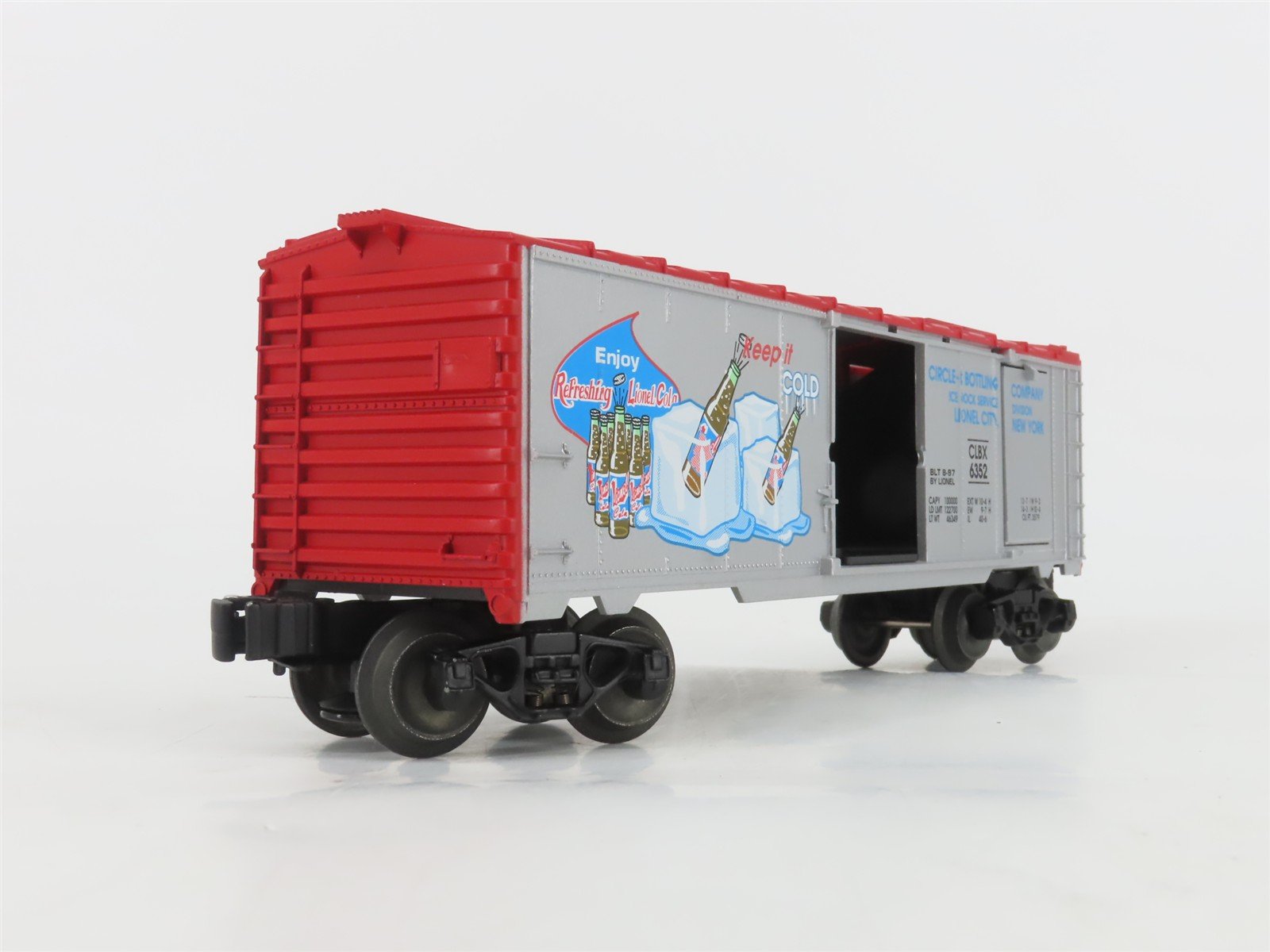 O Gauge 3-Rail Lionel 6-19832 Cola Ice Reefer Car w/Ice Loads