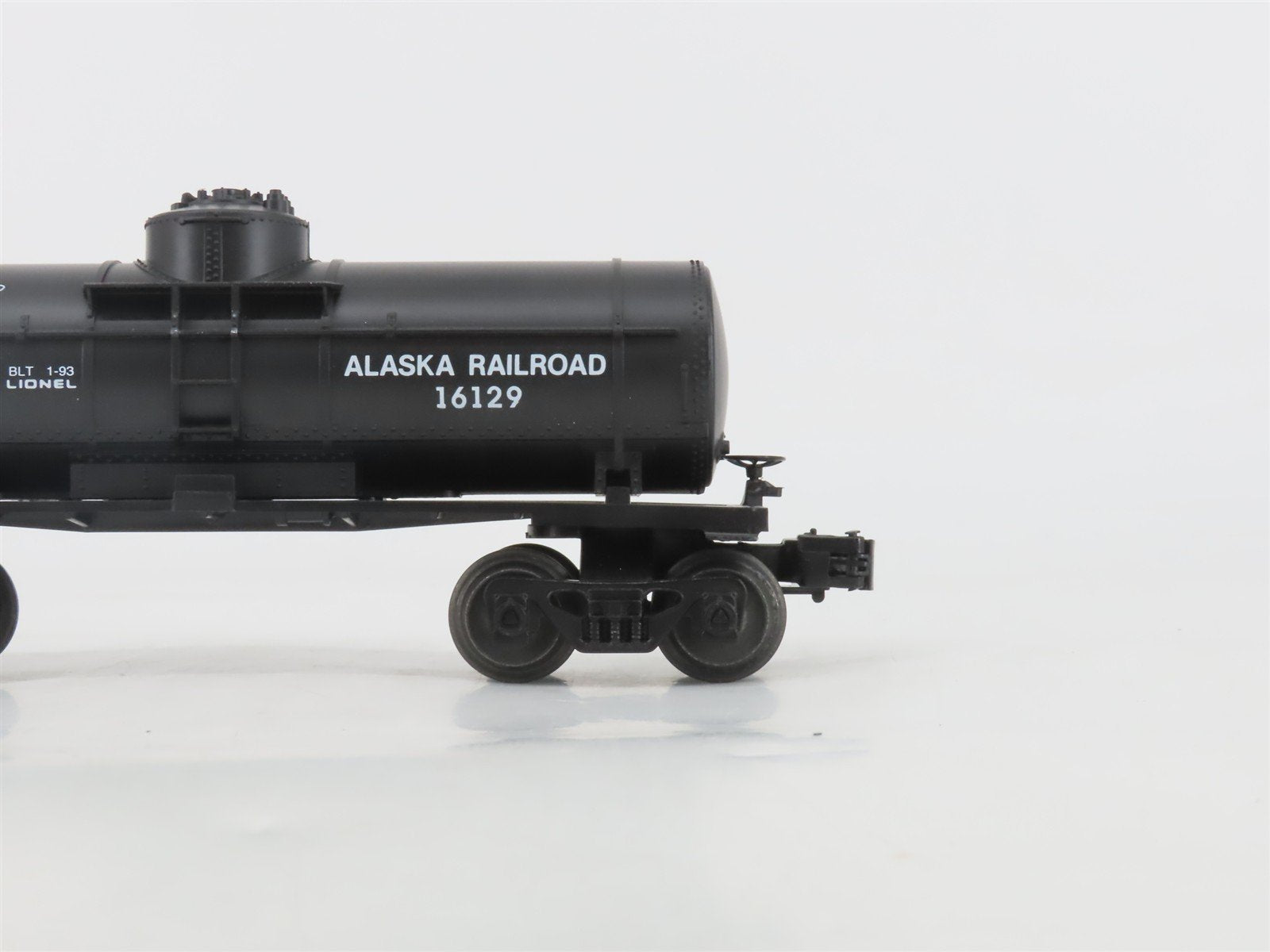 O Gauge 3-Rail Lionel 6-16129 ARR Alaska Railroad Single Dome Tankcar #16129