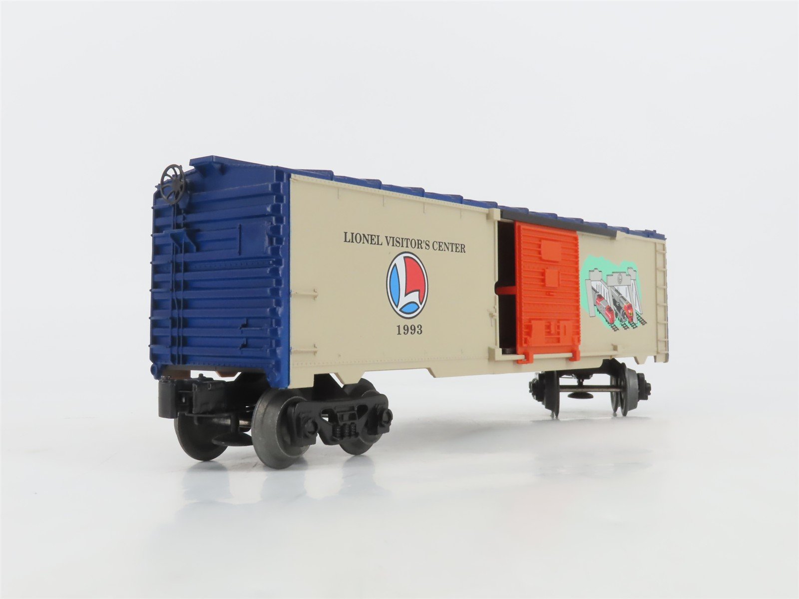 O Gauge 3-Rail Lionel 6-19927 Lionel Visitor Center Boxcar #1993