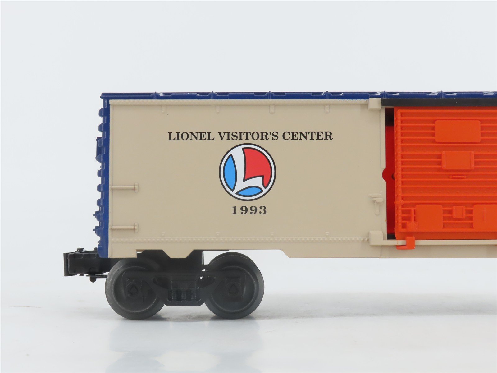 O Gauge 3-Rail Lionel 6-19927 Lionel Visitor Center Boxcar #1993