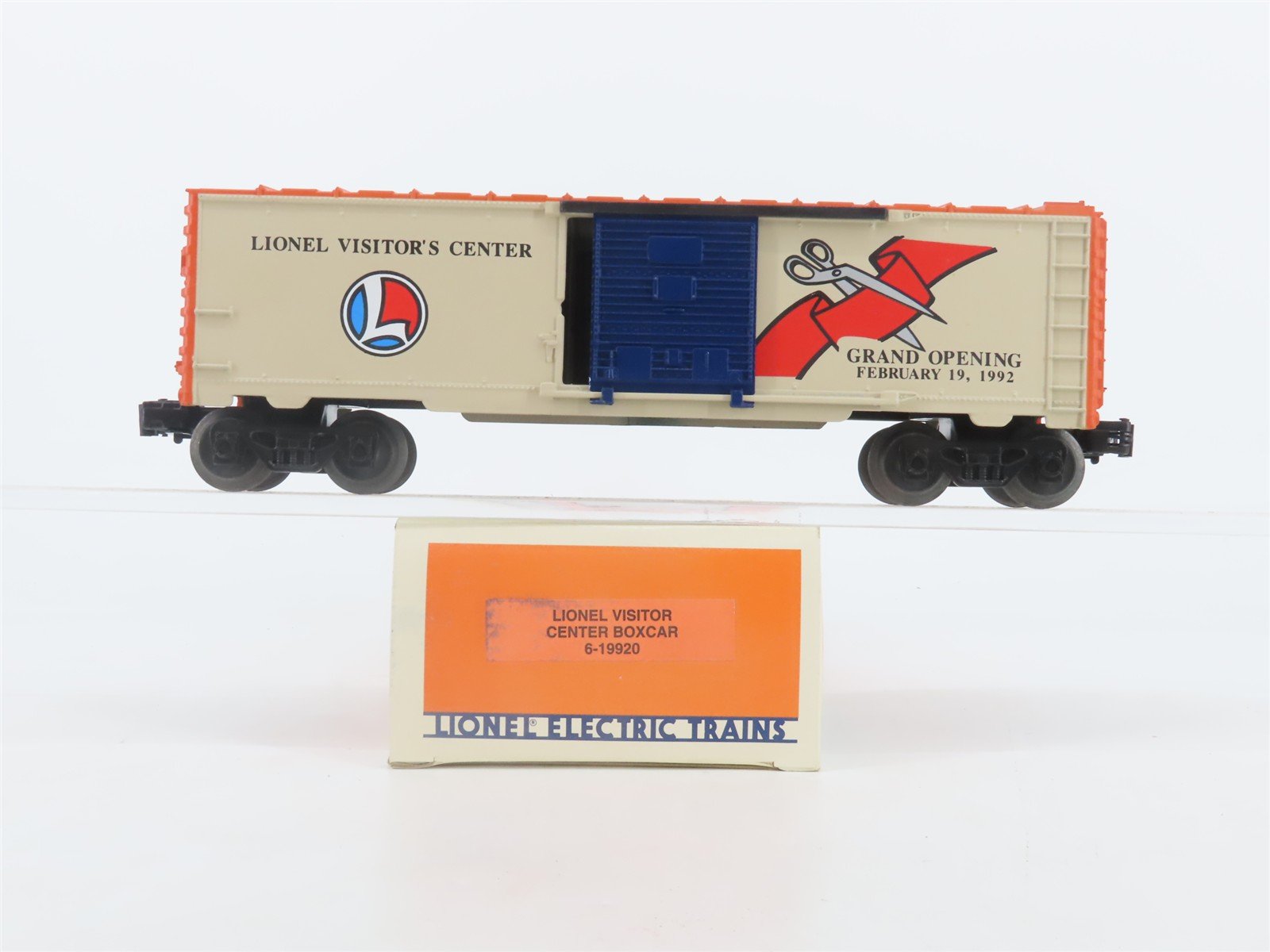 O Gauge 3-Rail Lionel 6-19920 Lionel Visitor Center Boxcar