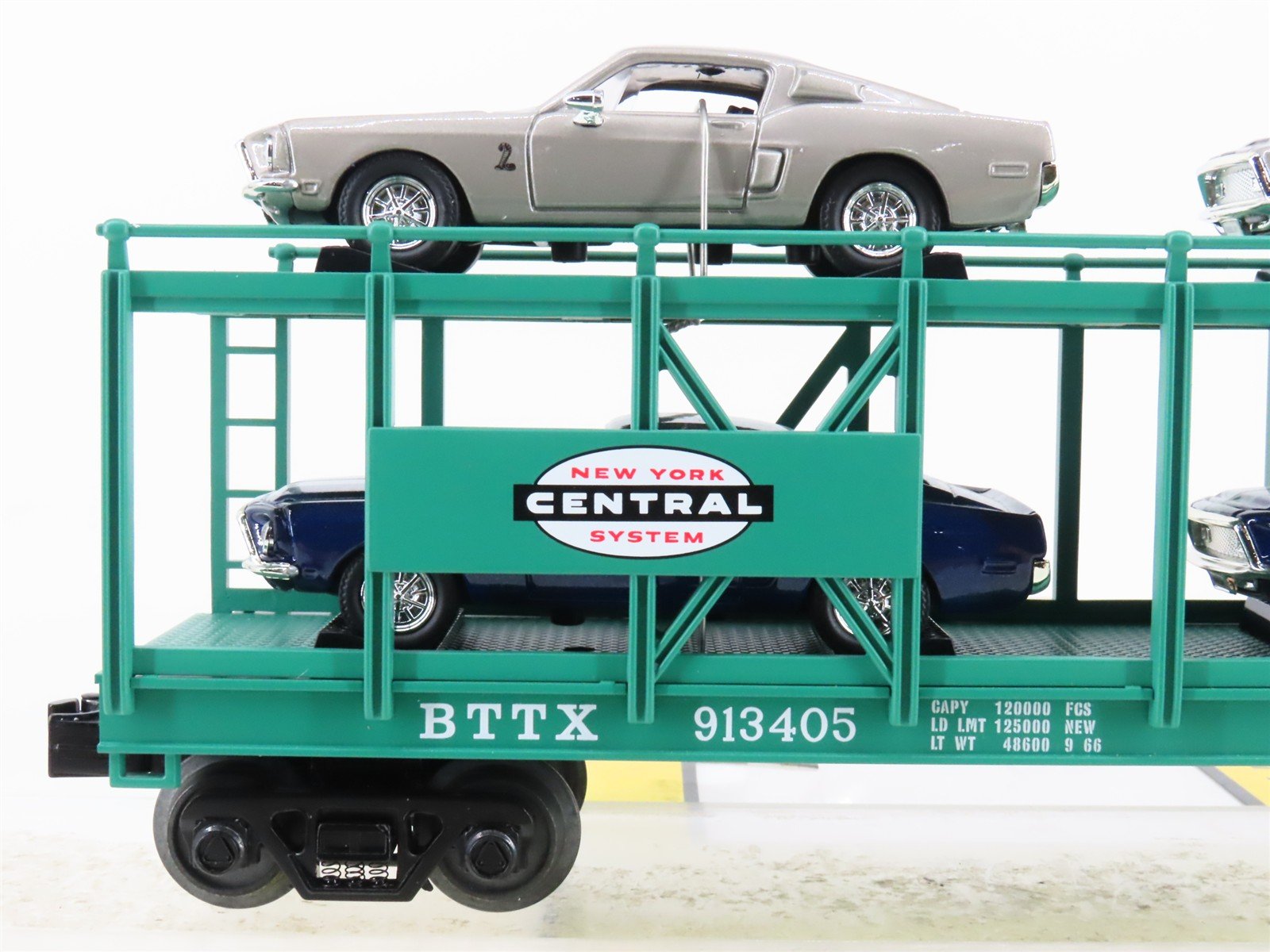 O 3-Rail MTH 30-76383 NYC New York Central Auto Carrier #913405 w/4 Mustang Cars